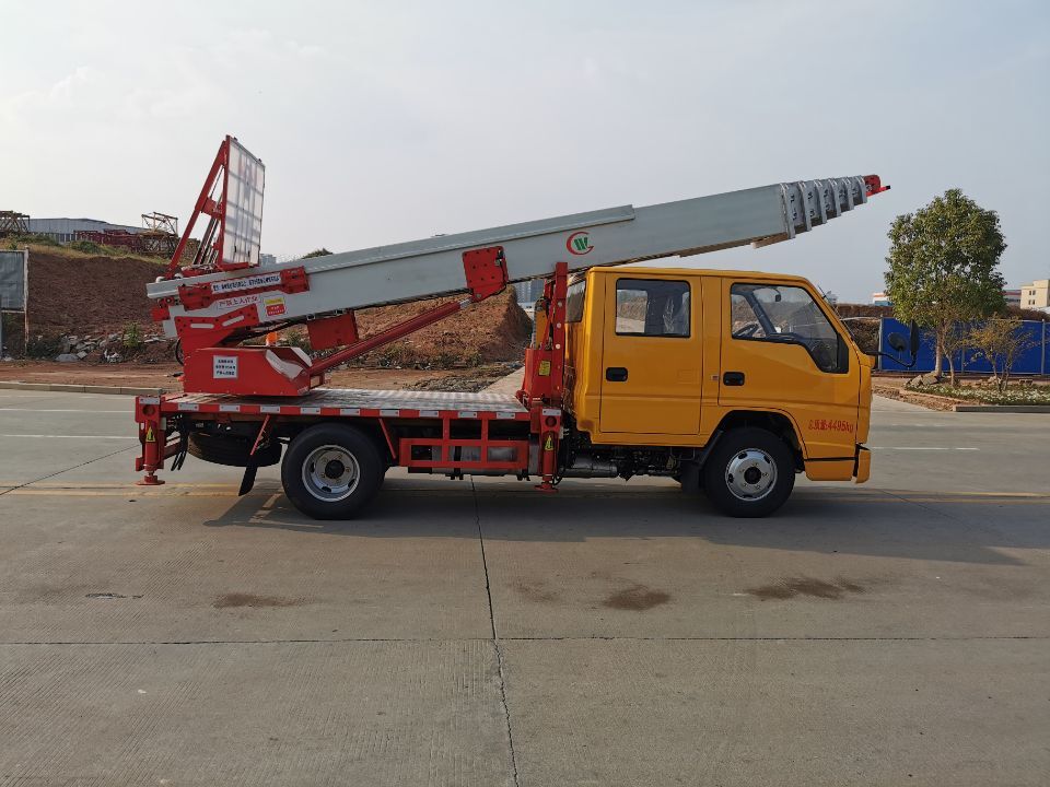江鈴藍牌國六搬家作業車